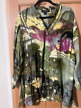 Citron Multicolor Floral Button-Up Blouse — Olive Green, Magenta & Yellow